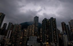 Giá nhà tăng cao, người Hồng Kông sẵn sàng sống trong căn hộ "ma ám"