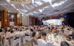 Hàng trăm nhà đầu tư Hà Nội “đón sóng” bất động sản Hạ Long