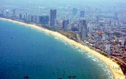 Địa phương ven biển “siết” xây dựng cơ sở lưu trú, nhà cao tầng