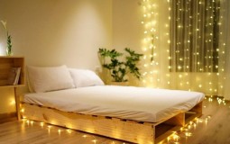 10 ý tưởng trang trí giáng sinh phòng ngủ với đèn led