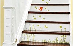 Cầu thang hiện đại với cách trang trí độc đáo