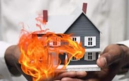 Ai là người phải chịu trách nhiệm bồi thường khi nhà cho thuê xảy ra hỏa hoạn?