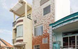 Nhà tường cong phủ đầy cây xanh tại Bình Dương