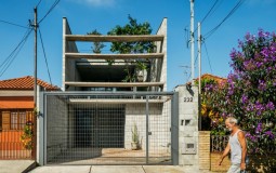 Nhà bằng bê tông tưởng thô nhưng hóa ra mềm mại bất ngờ