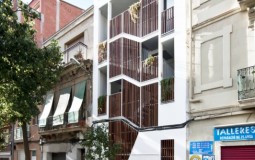 Ngôi nhà đôi của cặp bạn thân lâu năm chứng minh câu nói: Đã thân ai là phải thân cả đường đi lối về