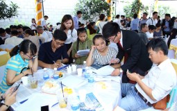 Nhu cầu mua bất động sản cao, vì sao lượng giao dịch thực lại thấp?