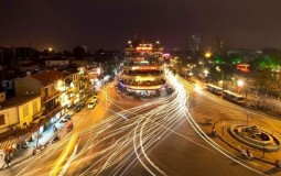 Tiềm năng lớn trong phát triển kinh tế đêm ở Hà Nội