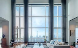 Căn penthouse sang chảnh view trọn Chicago của gia chủ có sở thích sưu tầm