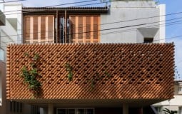 Ngôi nhà làm từ bê tông và gạch nung tại Ấn Độ - đơn giản mà đẹp bất ngờ