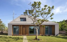 Ngôi nhà nhỏ với thiết kế mái độc đáo ở vùng ngoại ô Hàn Quốc