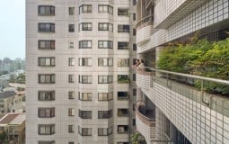 Cùng ngắm nhìn mẫu Chung cư nội thất gỗ không gian gần gũi thiên nhiên đậm chất mộc siêu đẹp với cách bố trí nội thất sáng tạo