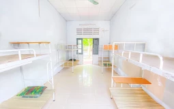 Giải đáp nên ở ký túc xá hay phòng trọ