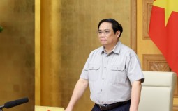 Thủ tướng yêu cầu giãn nợ, giảm thuế cho doanh nghiệp bị thiệt hại do bão lũ