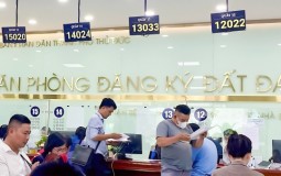 Người dân Tp.HCM hối hả làm thủ tục đất đai trước ngày 15/10
