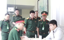 Hà Nội: Không còn cảnh chen chân xếp hàng nộp hồ sơ mua NOXH sau động thái của chủ đầu tư