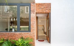 Nhà phố 300m2 lấy cảm hứng từ gạch đỏ