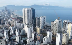 Đà Nẵng lên tiếng về cao ốc 'đua nhau' mọc ven biển