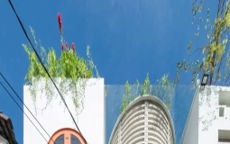 Nhà 170m2 trong hẻm cụt thông thoáng nhờ thiết kế 'lõi gió'