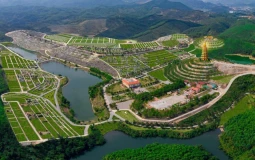 Sôi động thị trường nhà ... 'cõi âm'