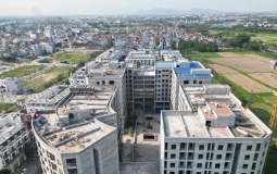 Vì sao lãi suất cho vay tăng vẫn không 'hạ nhiệt' giá bất động sản?