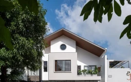 Nhà phố 150m² ưu tiên ánh sáng và cây xanh giữa khu dân cư