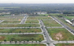 Ưu tiên phát triển chung cư, giá đất nền và căn hộ ra sao?