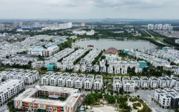 Khi nào kiểm soát, minh bạch nhà đất của từng người?
