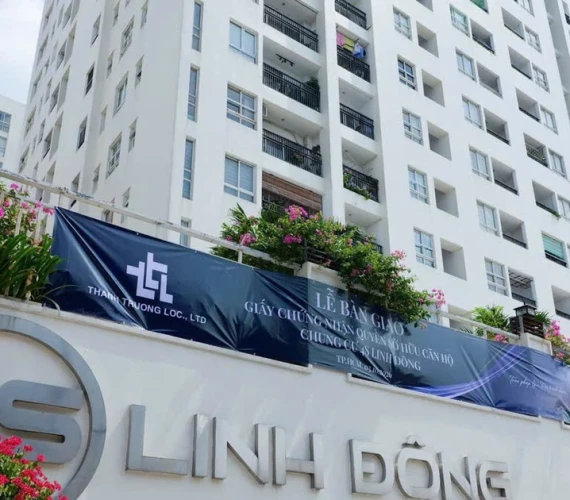 Sau hơn 10 năm, 200 hộ dân chung cư 4S Linh Đông được cấp sổ hồng