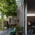 Ngôi nhà 'quay lưng' với phố, mở ra khu vườn bên sông