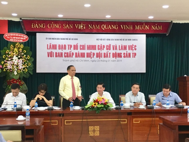 Doanh nghiệp bất động sản lo ngại thị trường năm 2019 gặp khó khăn vì pháp lý