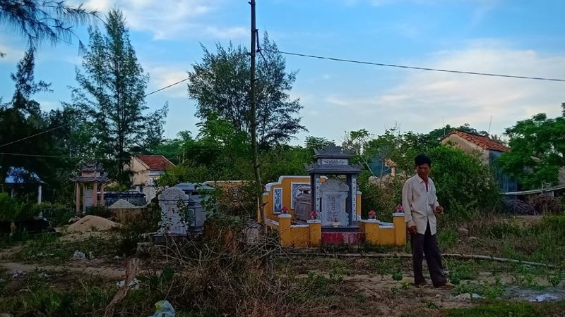 Quảng Nam: Dự án “bất động sản” còn đầy mồ mả đã rao bán, thu tiền