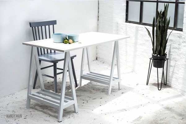 Top 7 mẫu bàn làm việc chân sắt giá rẻ sang trọng