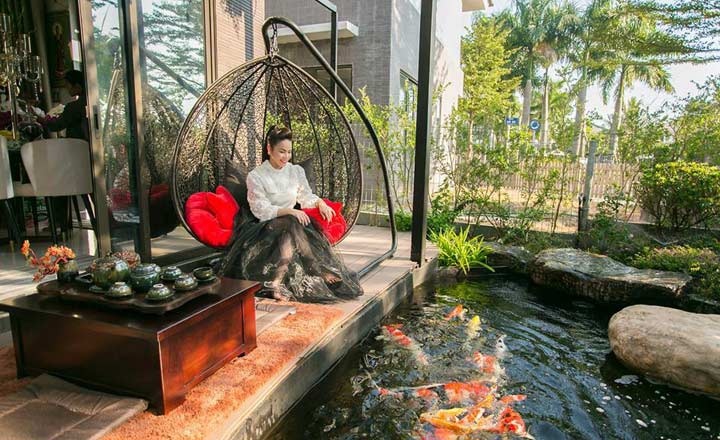 Căn biệt thự sang chảnh của nữ ca sĩ - diễn viên Nhật Kim Anh