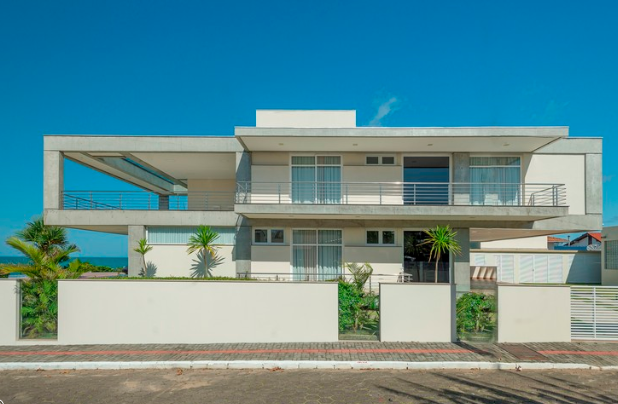 Mẫu thiết kế biệt thự 2 tầng có bể bơi ngoài trời hiện đại cho bạn tham khảo