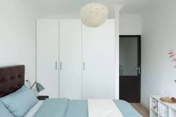 Bất ngờ với sự "lột xác" của căn hộ 49m2 được cải tạo từ văn phòng cũ