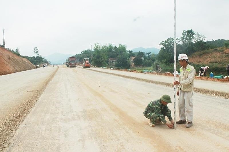 Bộ GTVT: Sẽ đầu tư có trọng điểm các dự án giao thông miền Nam