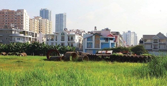 Có thể khởi kiện người cùng bán một lô đất cho nhiều người?
