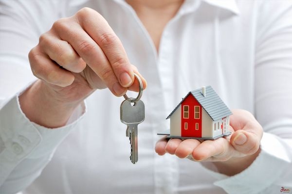 Rủi ro nhờ người đứng tên mua nhà