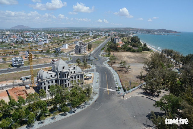 Bình Thuận và Bộ Xây dựng phải kiểm tra việc sân golf Phan Thiết biến thành khu đô thị