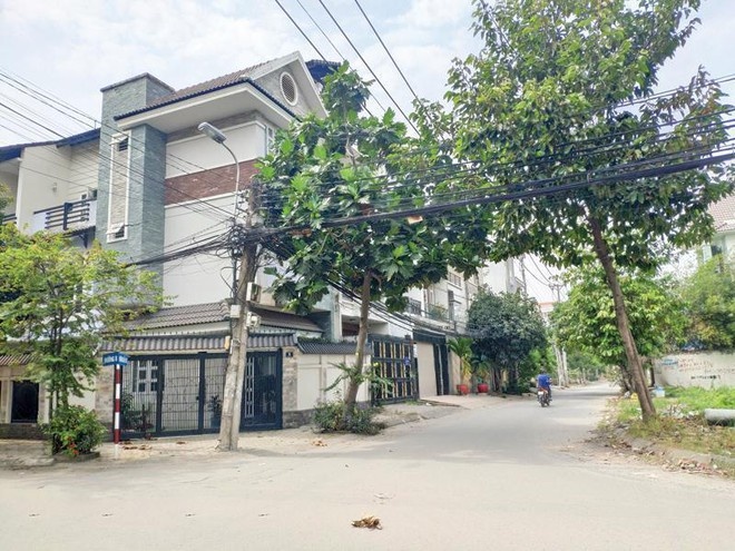 Cả khu phố “đại gia” bị chủ đầu tư thế chấp