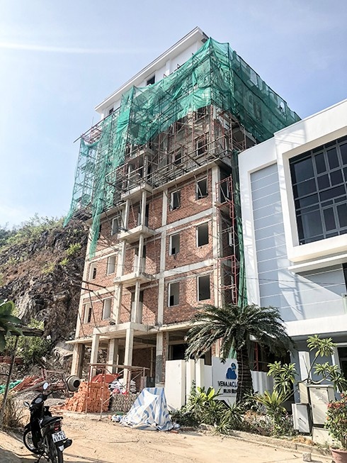 Nha Trang cưỡng chế hàng loạt biệt thự trái phép
