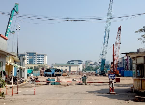 Đất cơ quan, xí nghiệp sau di dời (KỲ II): Phải cấm xây cao ốc