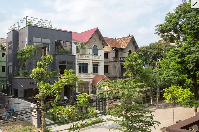 Vẻ đẹp rực rỡ của ngôi nhà hoang sau cải tạo
