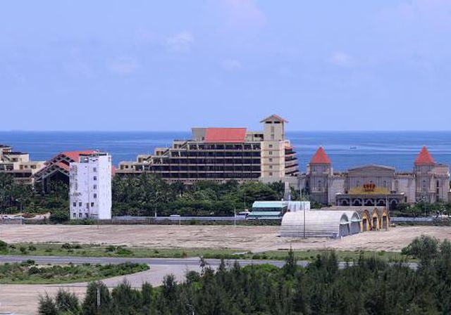Hàng trăm vụ người nước ngoài “núp bóng” mua nhà đất ở vị trí… hiểm