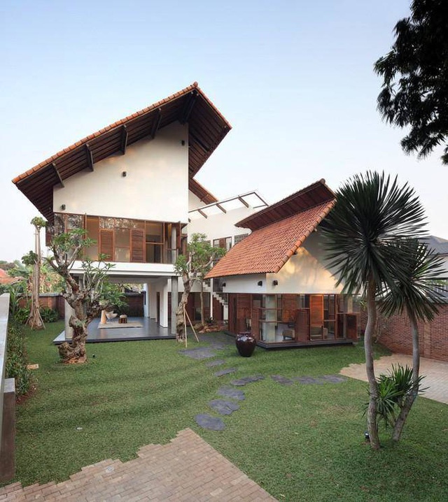 Bên trong ngôi nhà có mặt tiền độc đáo tại Indonesia