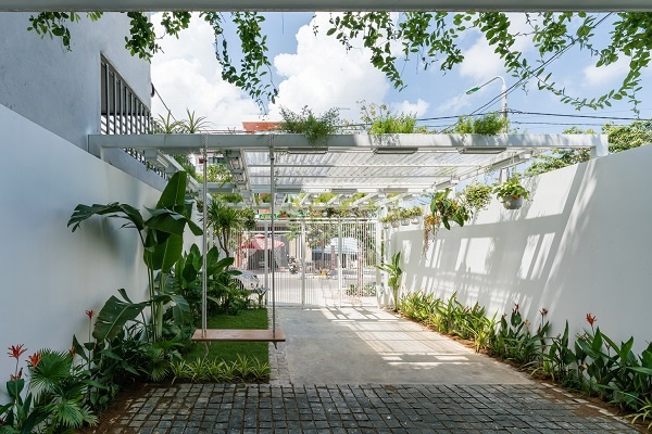 Khám phá "ngôi nhà nhiệt đới" 60m2 tại ngoại ô Đà Nẵng