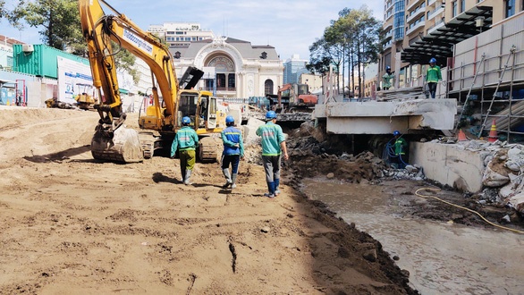 Sắp khôi phục công viên trước Nhà hát TP.HCM