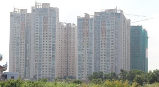 Nguyên nhân nào khiến thị trường bất động sản TP HCM gặp khó khăn?