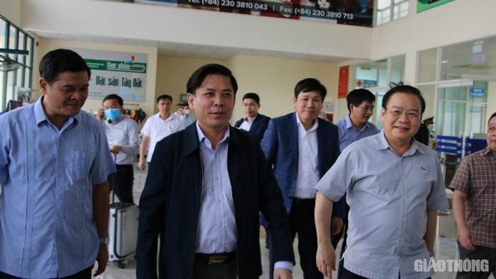 Bộ trưởng Nguyễn Văn Thể kiểm tra quy hoạch tổng thể sân bay Điện Biên