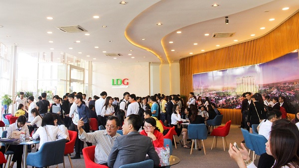Doanh nghiệp bất động sản giao dịch trực tuyến để tránh dịch